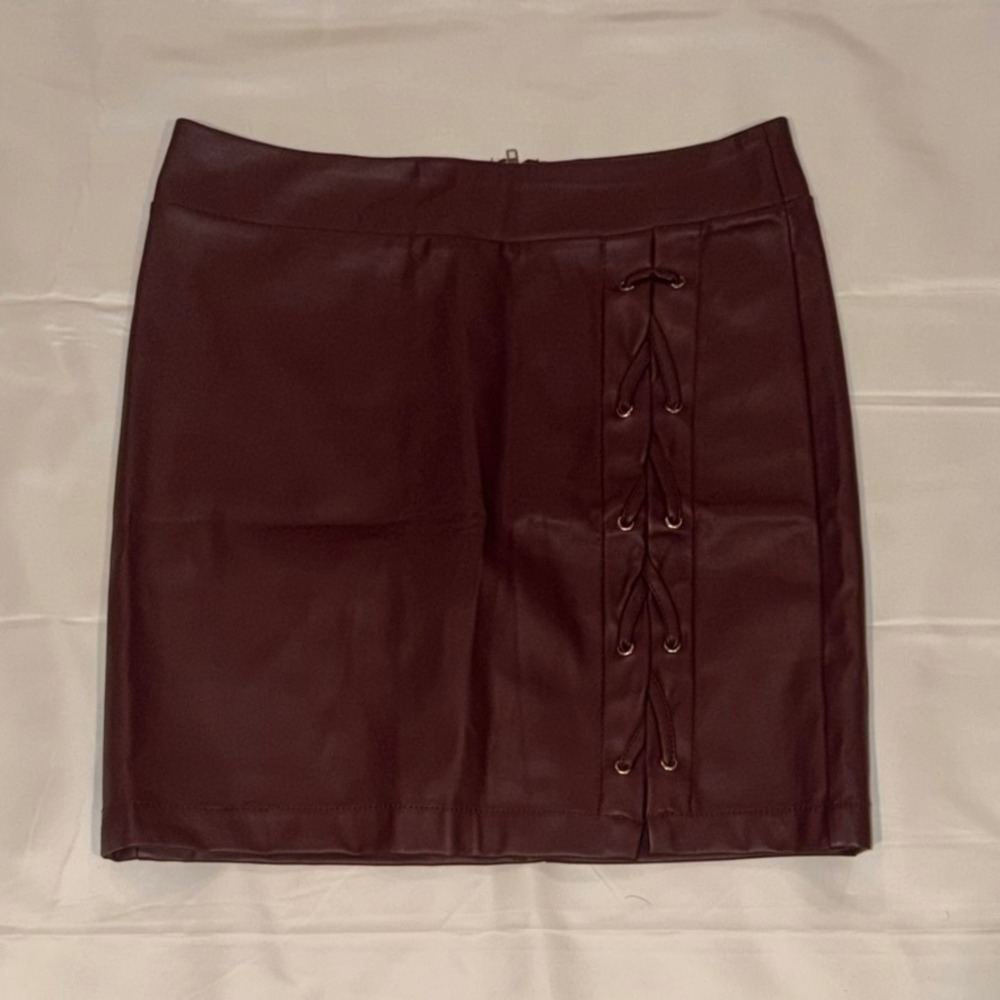Chocolate‎ USA Faux Leather Mini Skirt Women Small Burgundy Lace Up Edgy HS7156